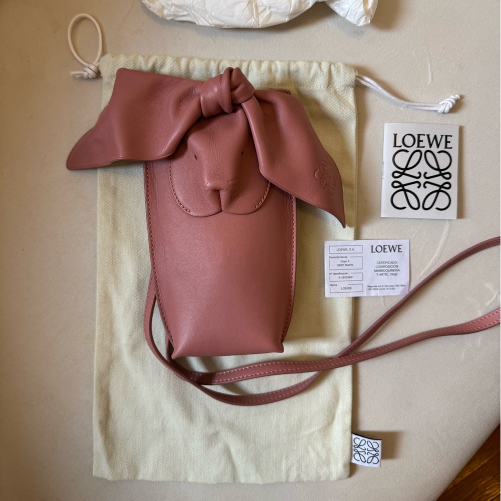 Loewe - limited edition, Rabbit Crossbody Bag (Brand new)